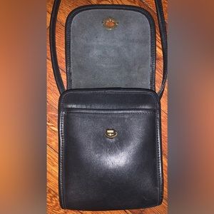 COACH VINTAGE SCOOTER CROSSBODY BAG #9893 BLACK 1995 USA